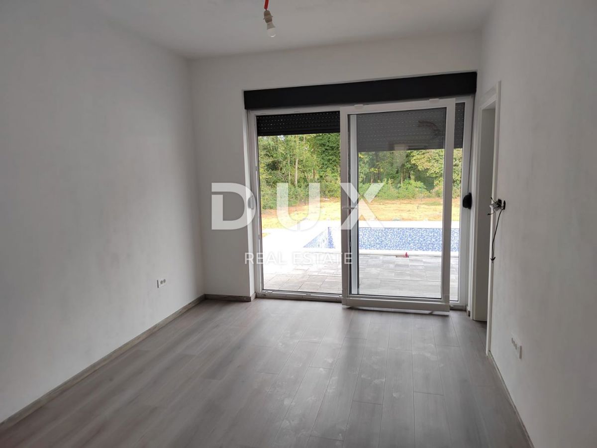 ISTRIA, KRŠAN - Moderna casa a un piano con piscina esterna 111 m2