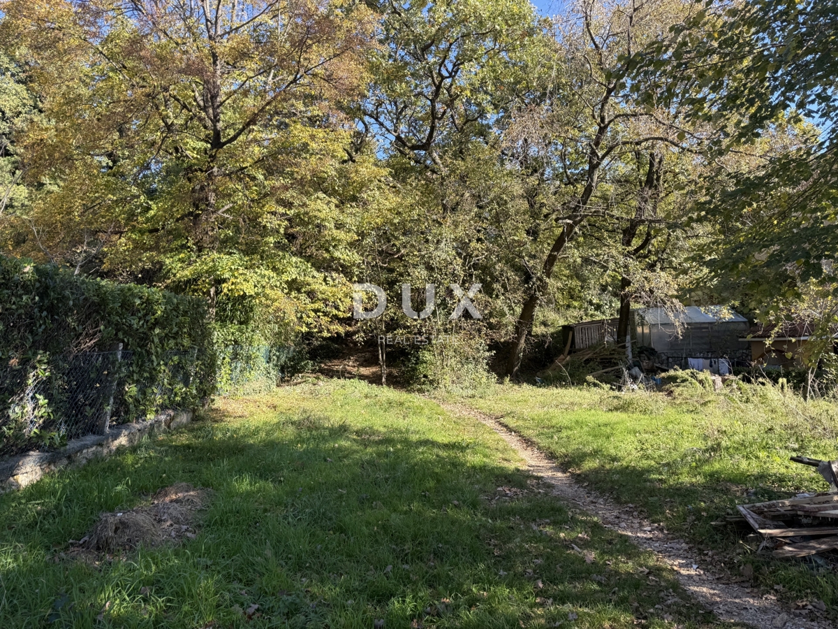 RIJEKA, DONJA DRENOVA - terreno edificabile in una posizione privilegiata