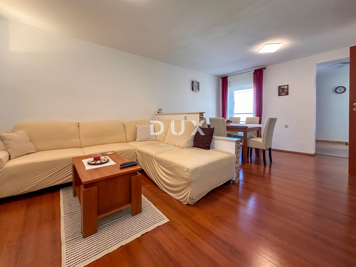 KOSTRENA - casa a schiera ristrutturata pronta per la vita familiare vicino al mare