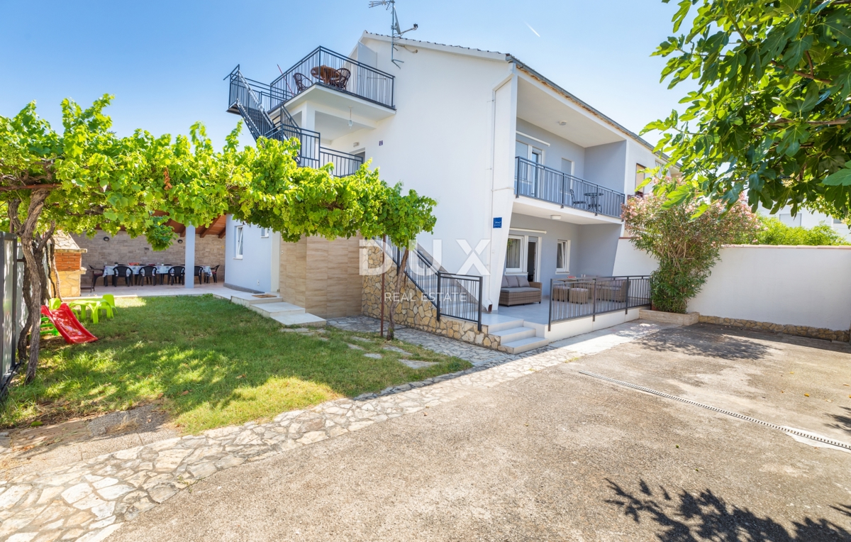 ISTRIA, MEDULIN - Casa con 3 unità abitative vicino al mare!