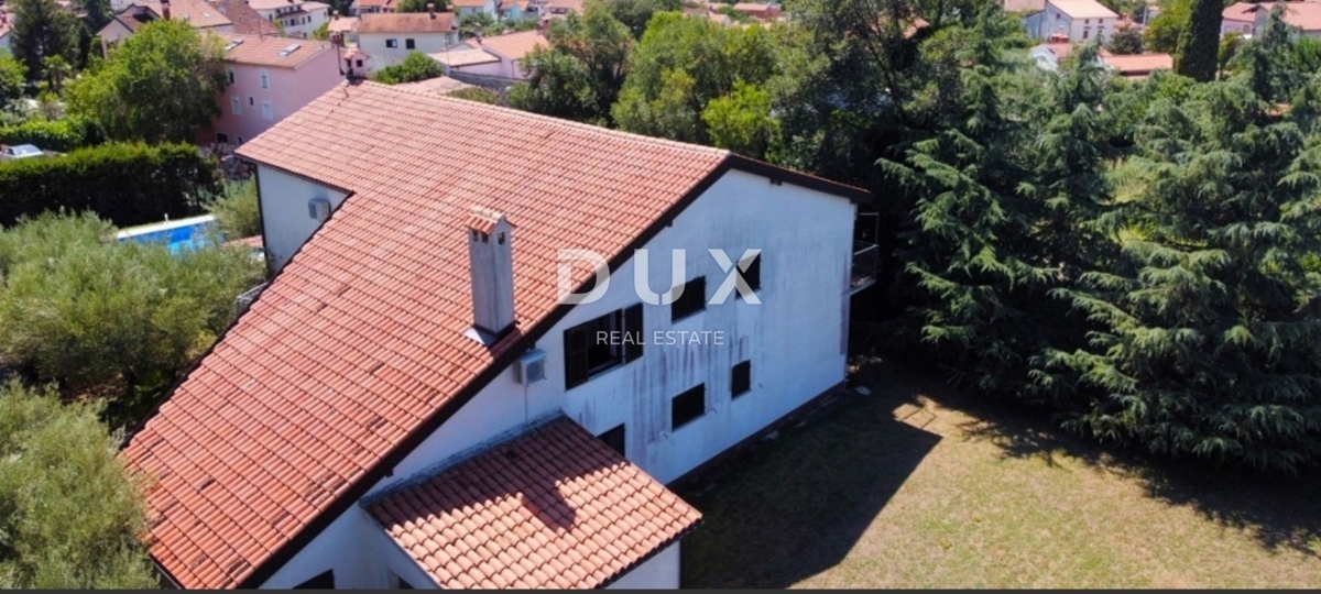 ISTRIA, PARENZO - Casa su un'ampia proprietà con piscina e completa privacy!
