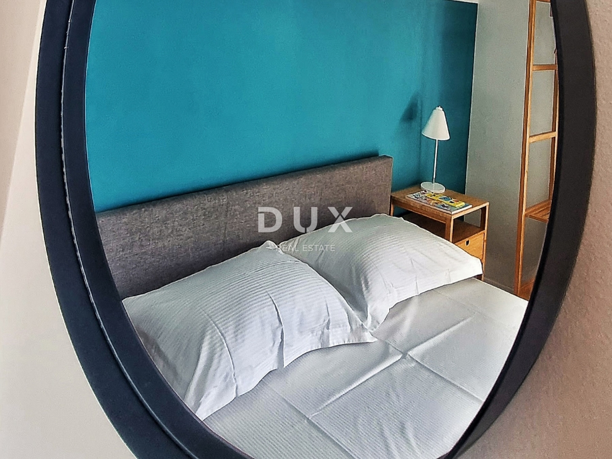 ZADAR, POSEDARJE - casa indipendente prima fila al mare di Novigrad con ampio cortile