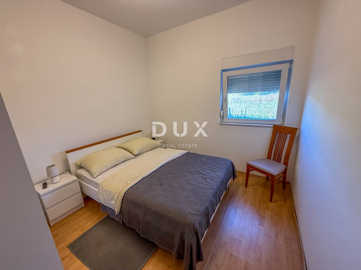 ZADAR, POSEDARJE - casa indipendente prima fila al mare di Novigrad con ampio cortile