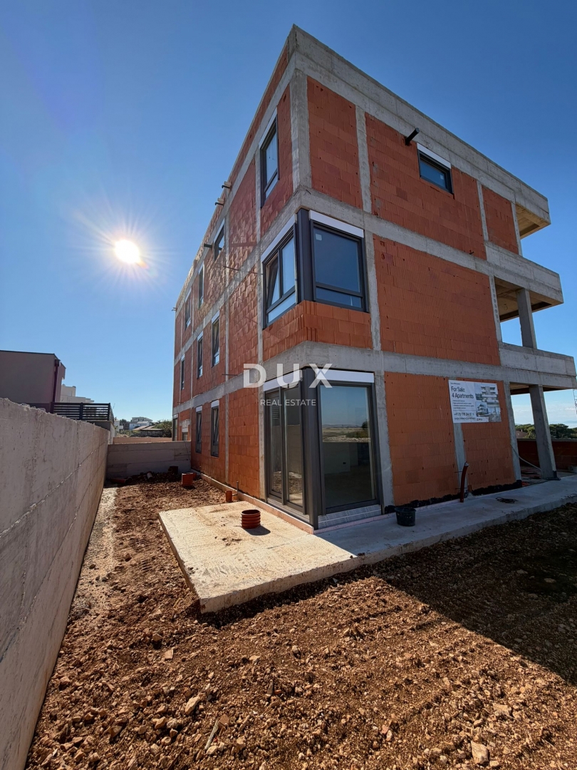 ISOLA DI PAG, POVLJANA – Attico di lusso con vista panoramica in un nuovo edificio