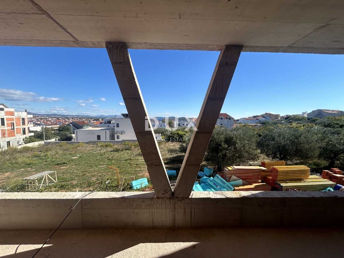 ŠIBENIK, VODICE - Appartamento con due camere da letto in un nuovo edificio con un'ampia terrazza e una splendida vista sul mare!