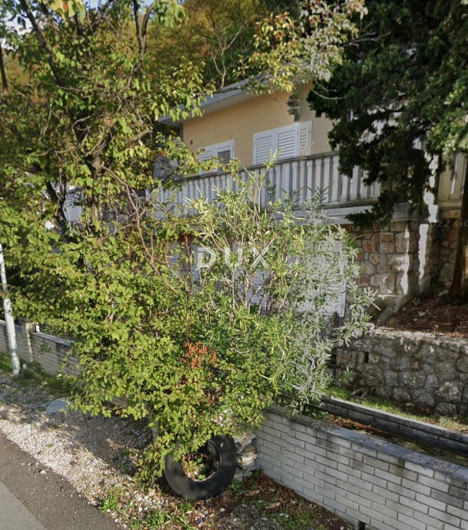 RIVIERA DI CRIKVENICA, JADRANOVO - casa in prima fila sul mare con una splendida vista, un'opportunità unica sul mercato