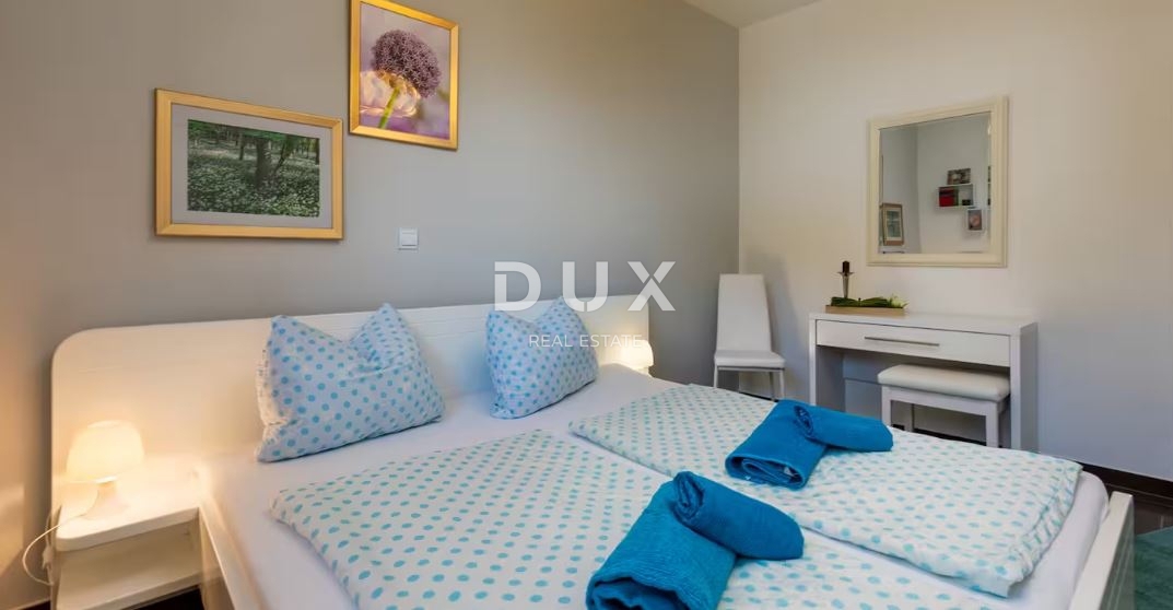 ISTRIA, ROVIGNO - Moderna casa a un piano con piscina