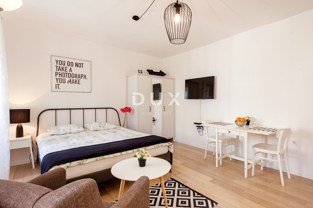 RIJEKA, CENTRO - Due appartamenti separati con vista mare, ottima opportunità di investimento