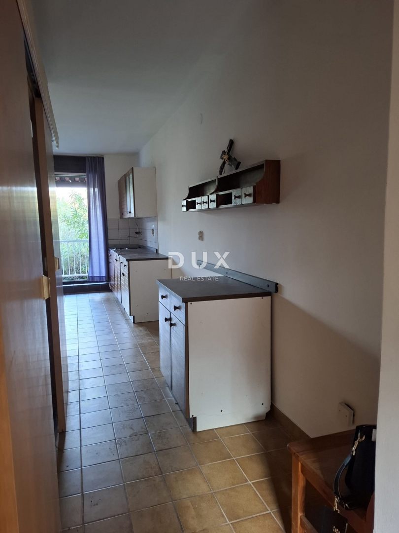 ISTRIA, DUGA UVALA - Appartamento vicino al mare