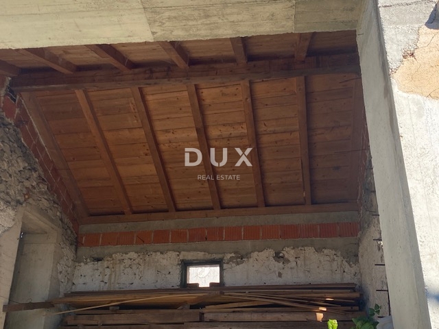 RIJEKA, VIŠKOVO - casa e annesso + cortile con vista mare! OPPORTUNITÀ!