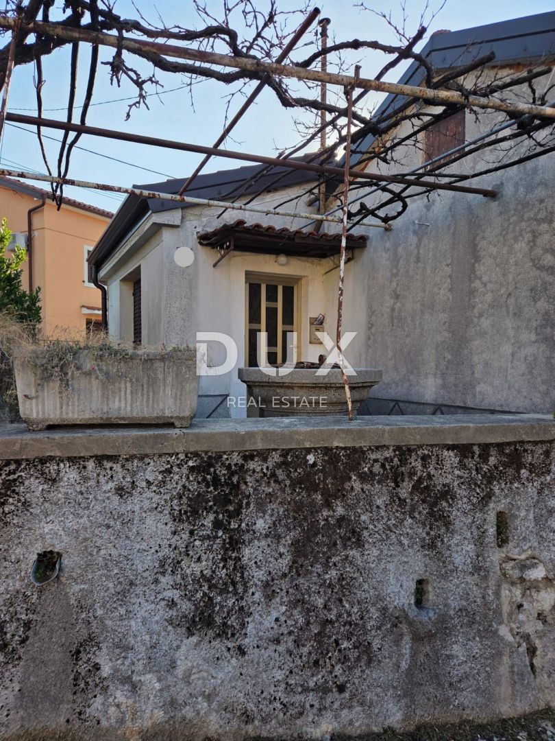 RIJEKA, VIŠKOVO - casa e annesso + cortile con vista mare! OPPORTUNITÀ!