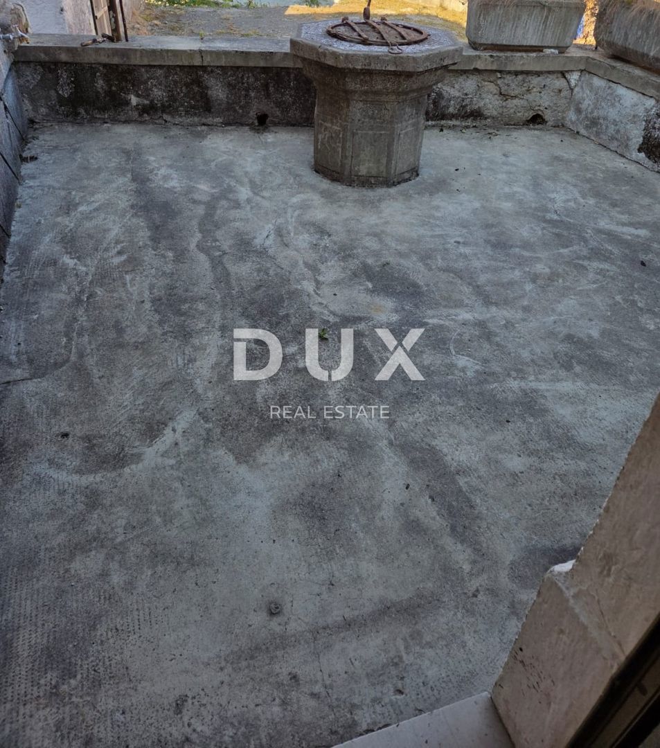 RIJEKA, VIŠKOVO - casa e annesso + cortile con vista mare! OPPORTUNITÀ!