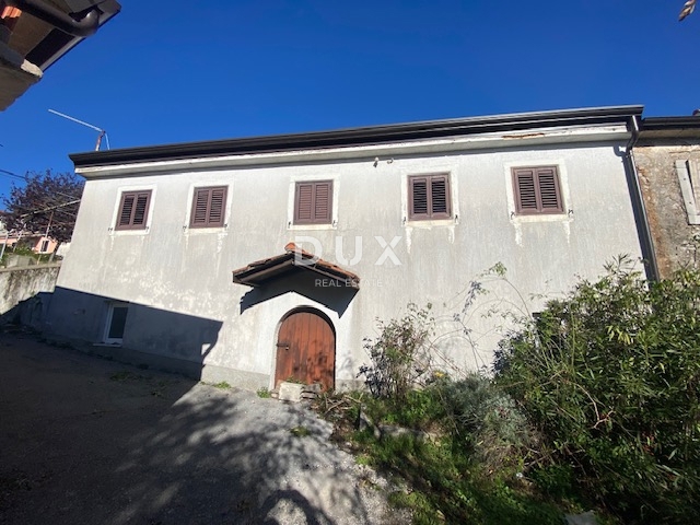 RIJEKA, VIŠKOVO - casa e annesso + cortile con vista mare! OPPORTUNITÀ!