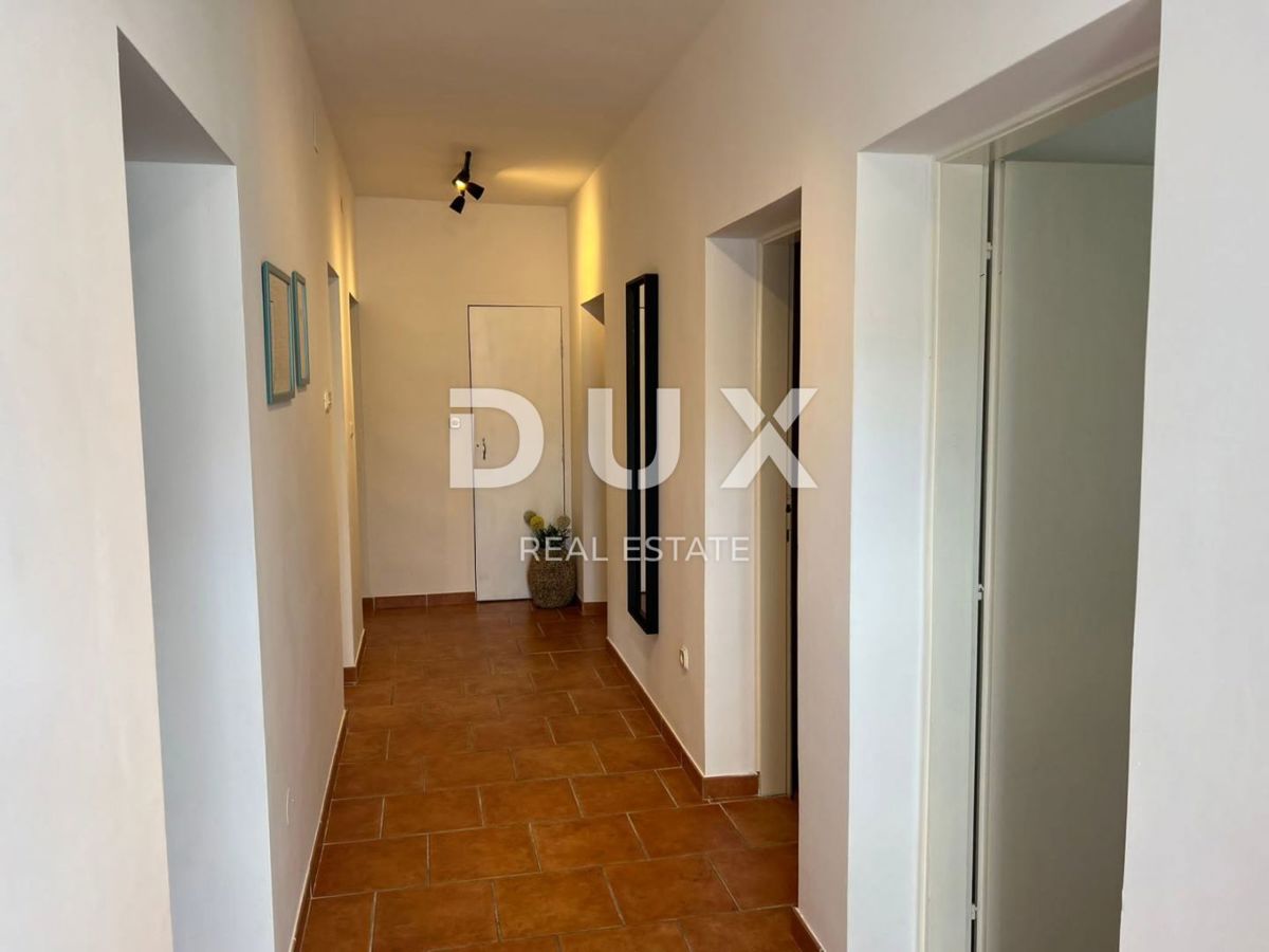 CRIKVENICA - Appartamento in ottima posizione, a 200 m dal mare