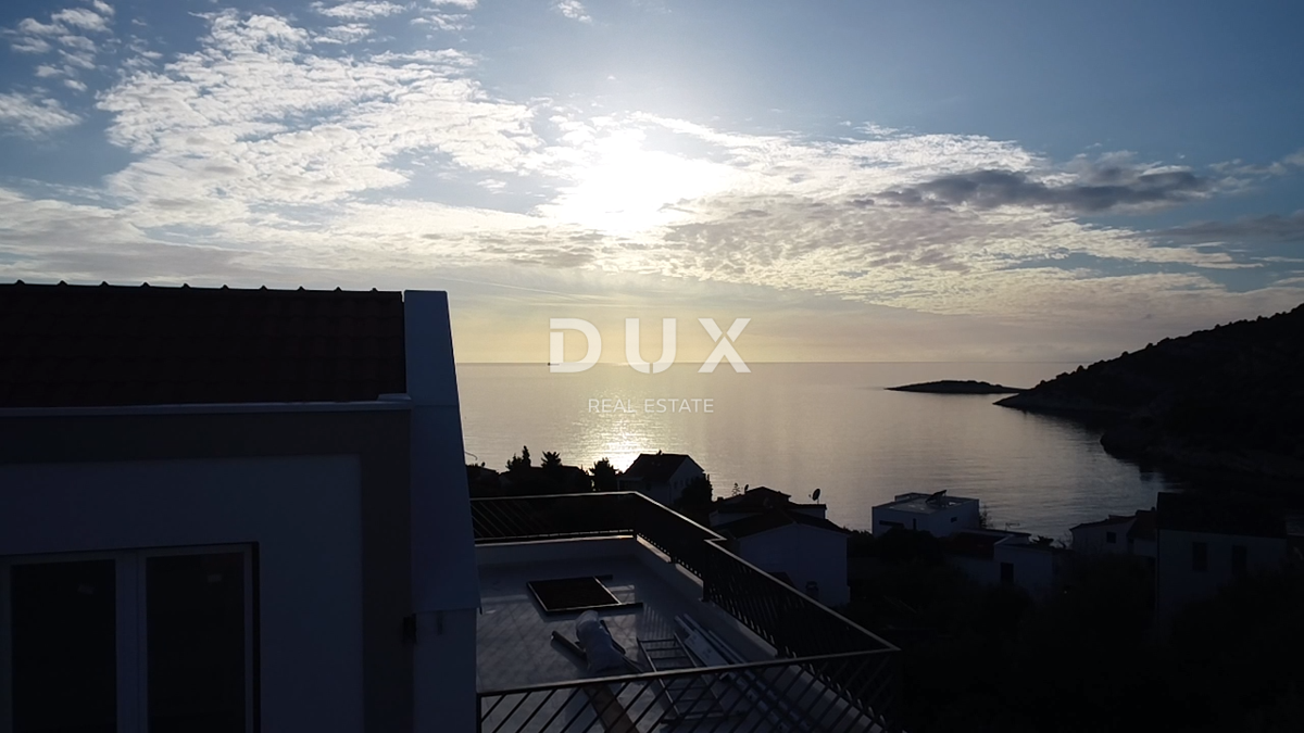 ROGOZNICA, STIVAŠNICA – Attico con una vista mare fenomenale