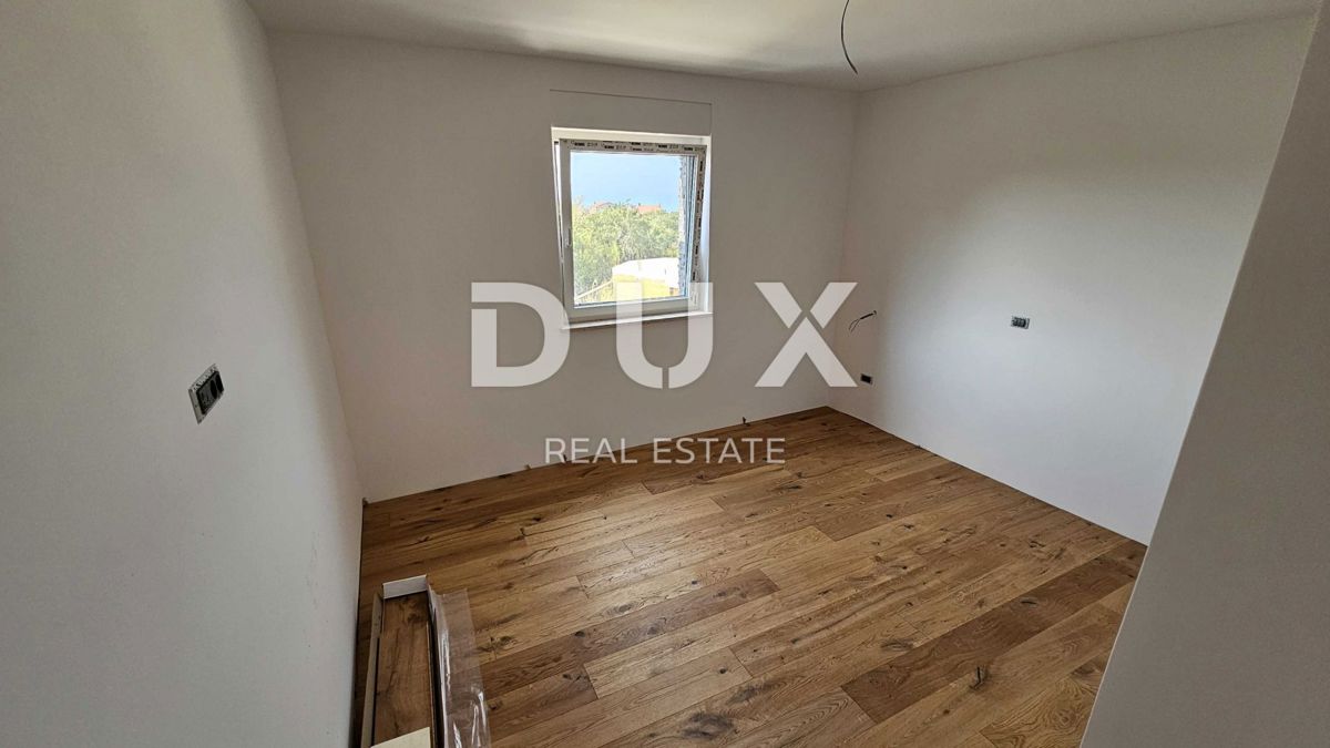 KRALJEVICA - Villa bifamiliare con piscina vicino al mare!