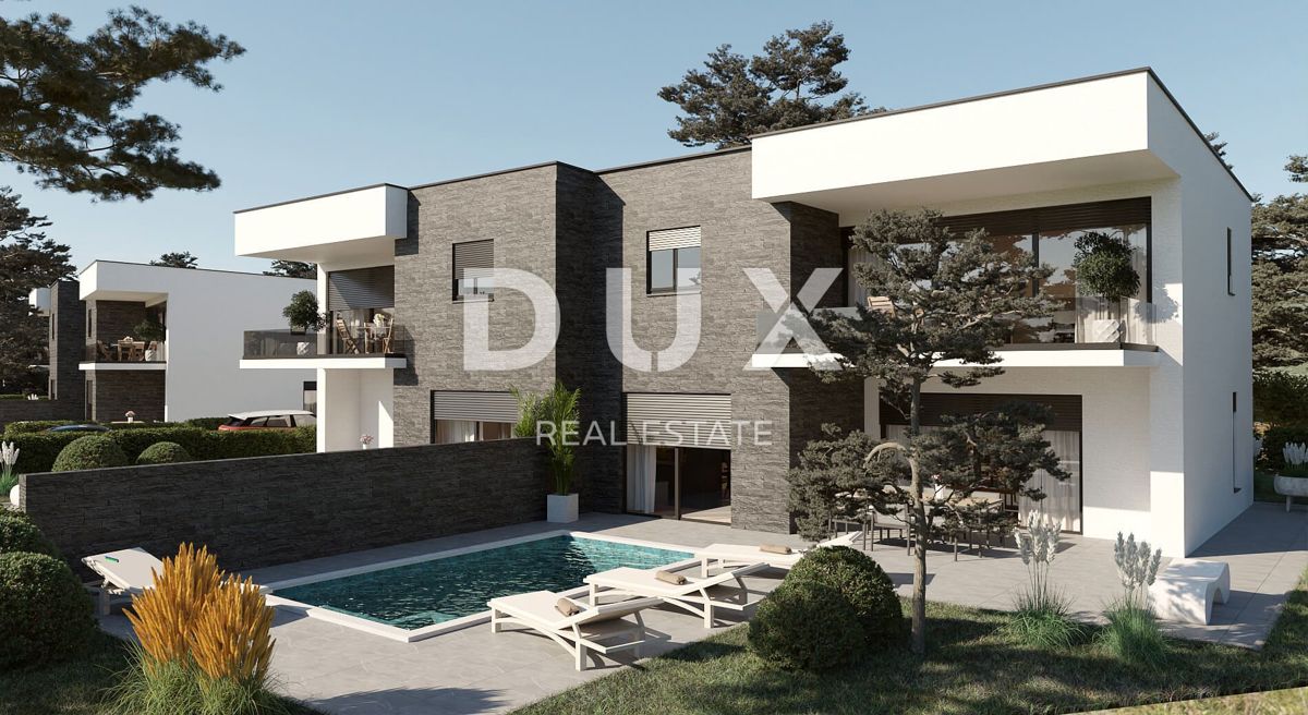 KRALJEVICA - Villa bifamiliare con piscina vicino al mare!