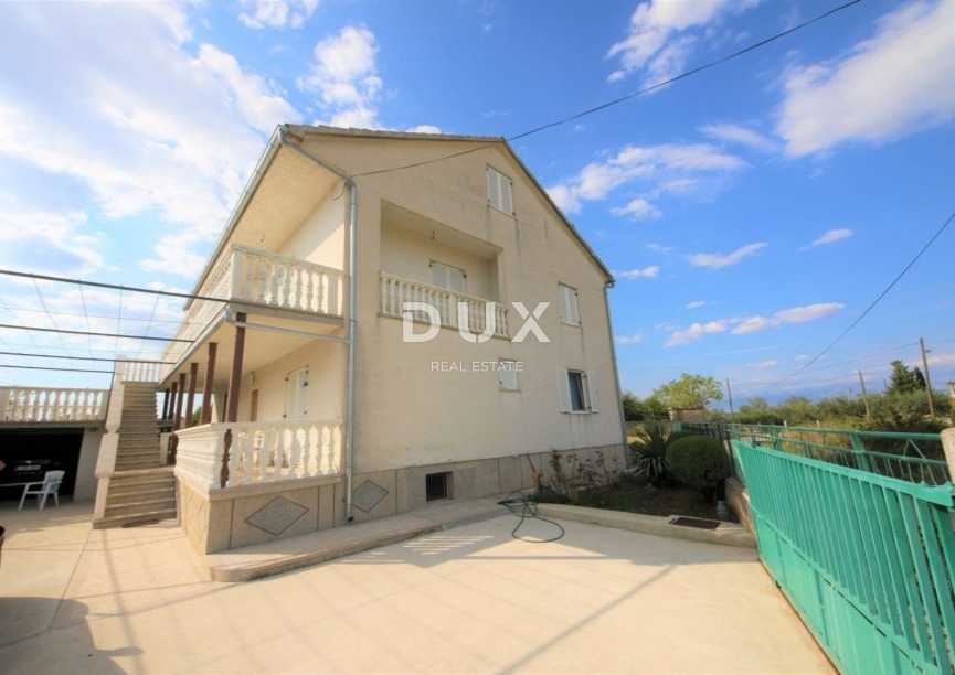 ZADAR, ZEMUNIK - OCCASIONE! Casa familiare ristrutturata