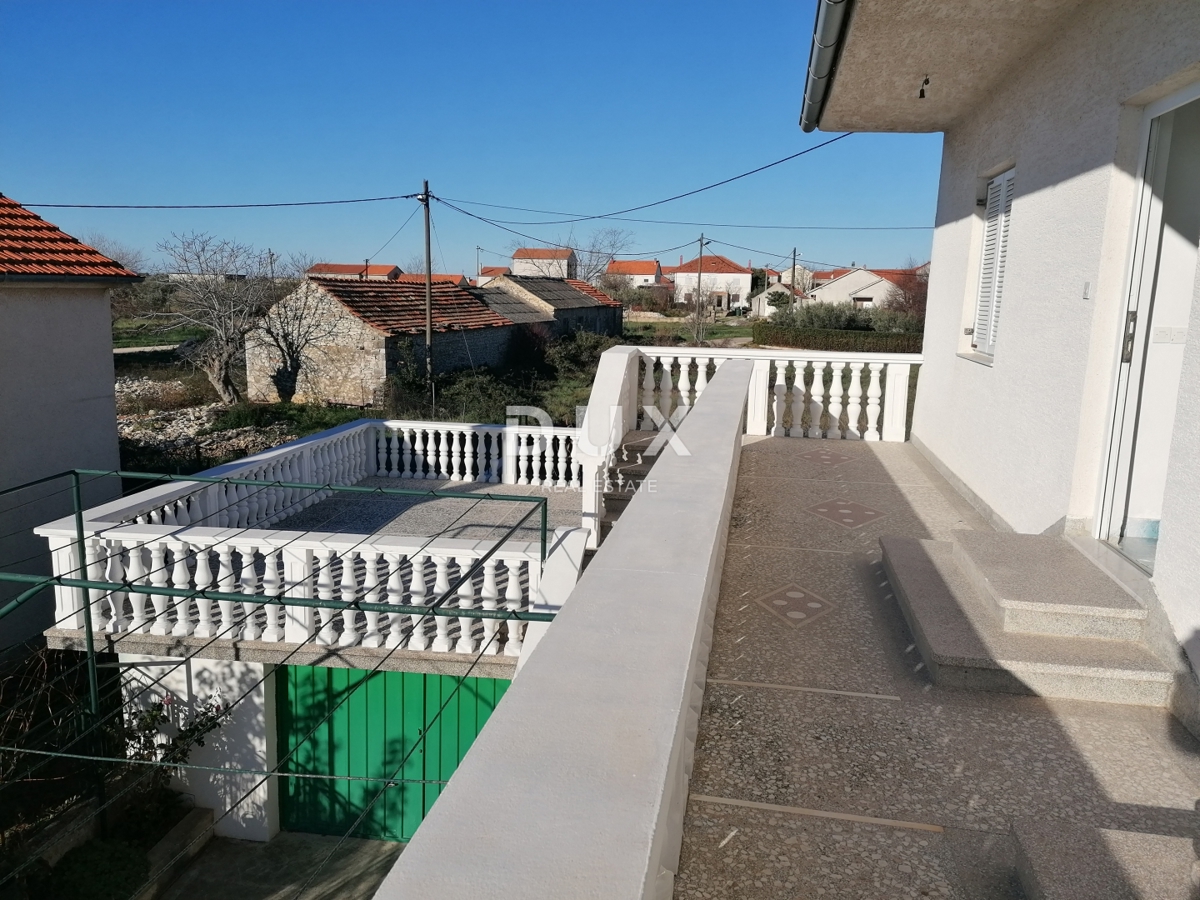 ZADAR, ZEMUNIK - OCCASIONE! Casa familiare ristrutturata
