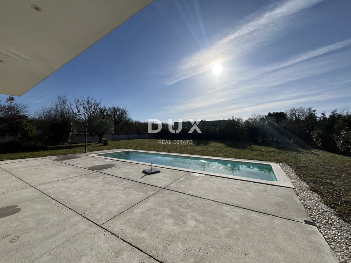 ISTRIA, ŽMINJ – Villa moderna con piscina