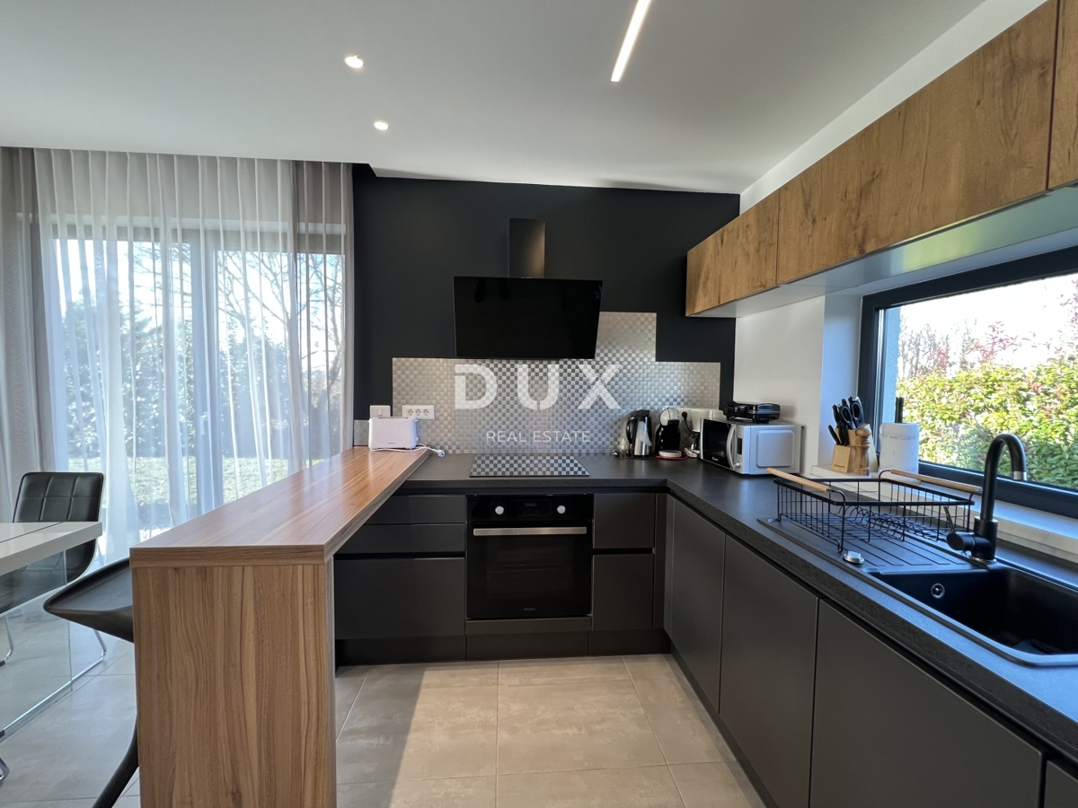 ISTRIA, ŽMINJ – Villa moderna con piscina