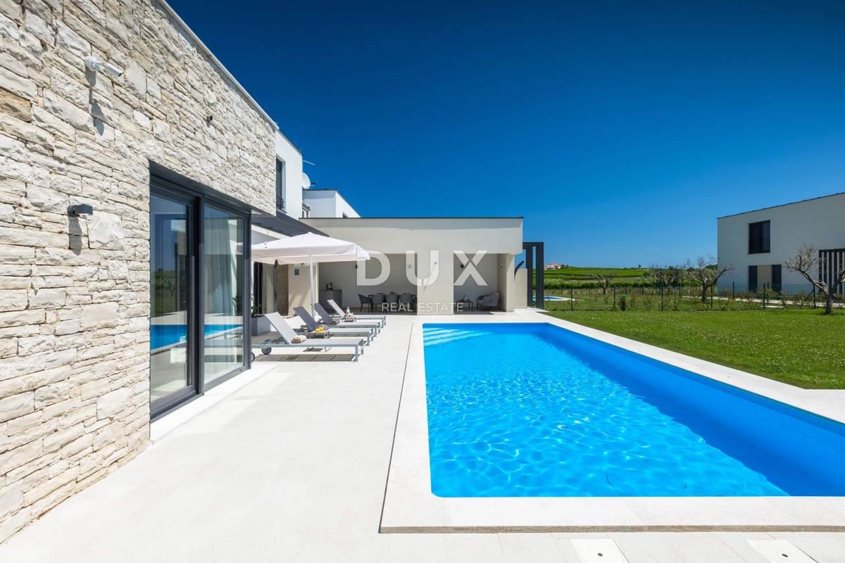 ISTRIA, VERTENIGLA - Elegante villa, la combinazione perfetta tra lusso e pace