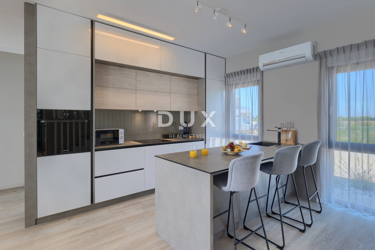 ISTRIA, VERTENIGLA - Elegante villa, la combinazione perfetta tra lusso e pace