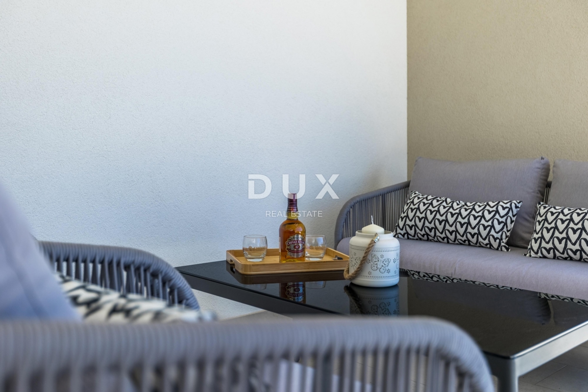 ISTRIA, VERTENIGLA - Elegante villa, la combinazione perfetta tra lusso e pace