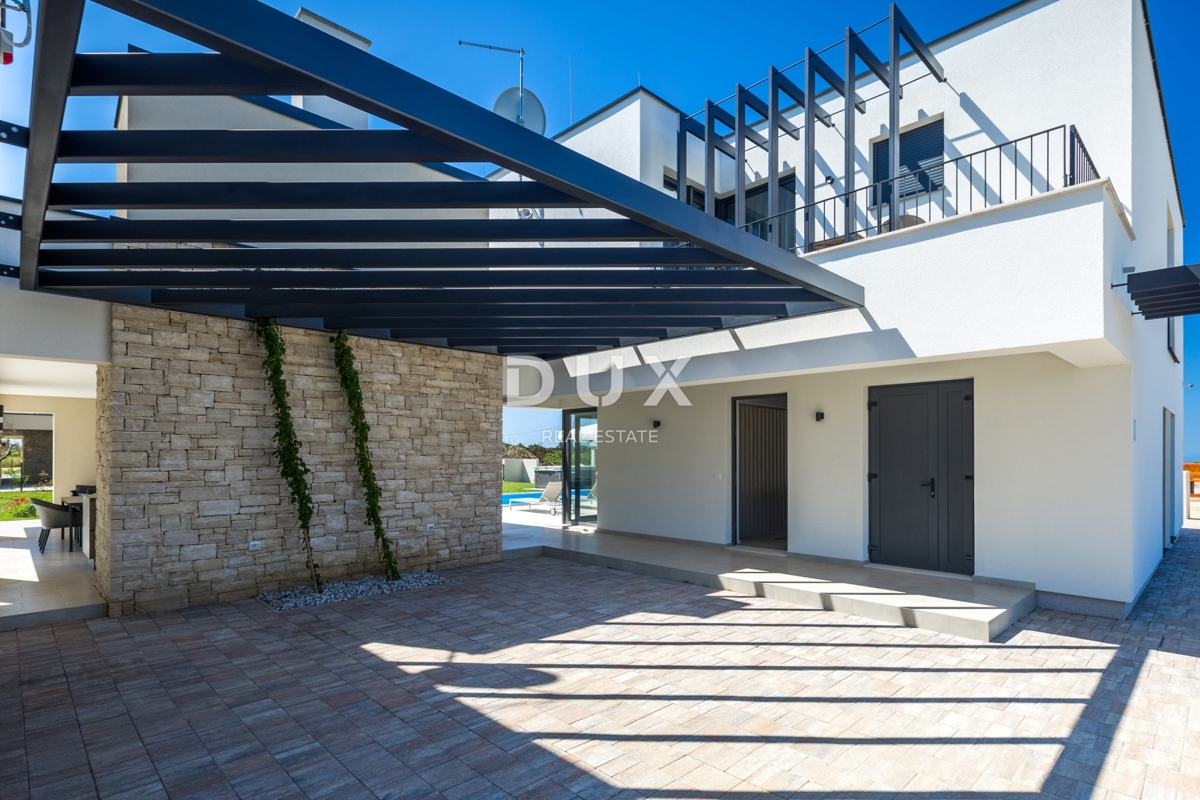 ISTRIA, VERTENIGLA - Elegante villa, la combinazione perfetta tra lusso e pace