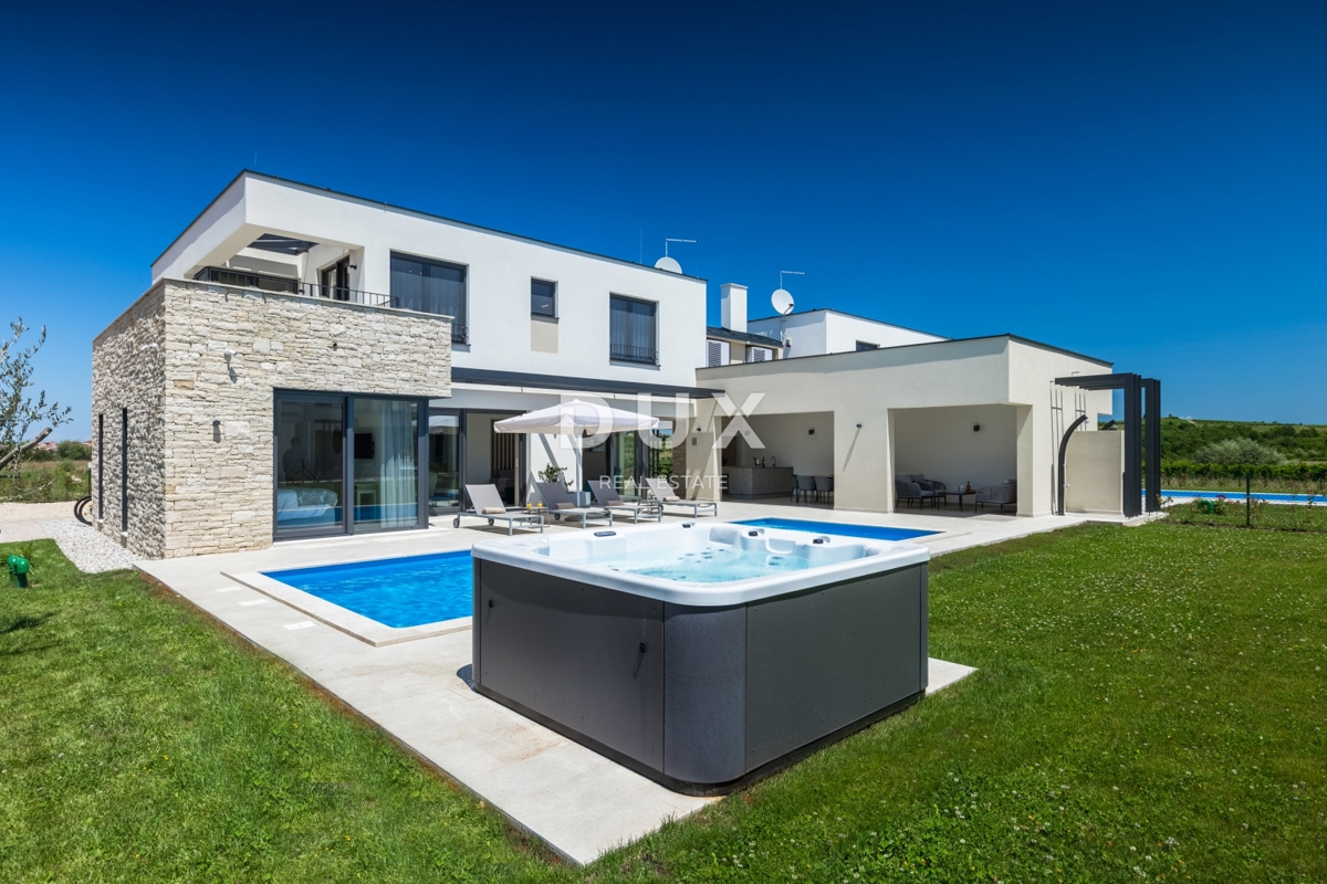 ISTRIA, VERTENIGLA - Elegante villa, la combinazione perfetta tra lusso e pace