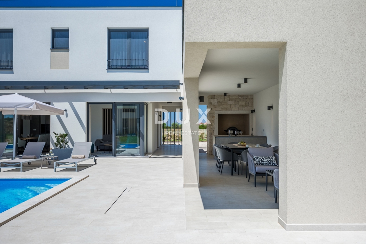 ISTRIA, VERTENIGLA - Elegante villa, la combinazione perfetta tra lusso e pace