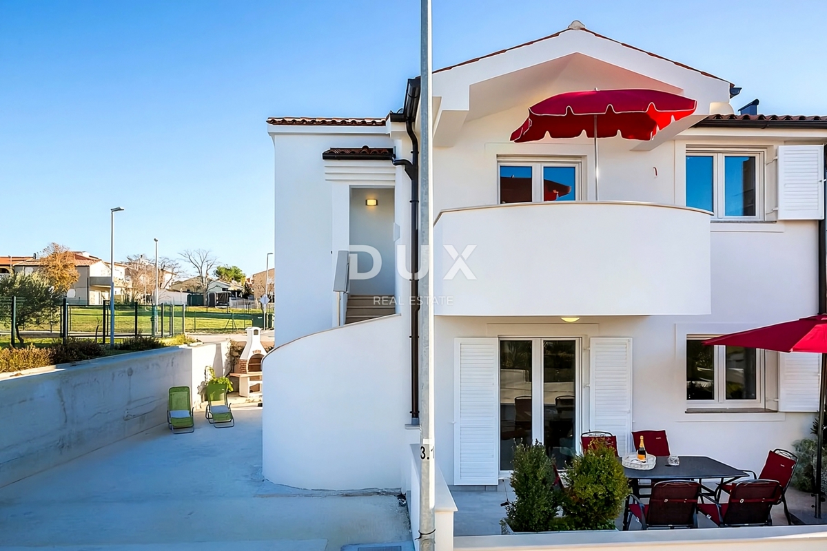 ISTRIA, MEDULIN - Casa con due appartamenti a 100 metri dal mare