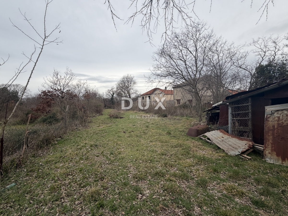 ZARA, ZEMUNIK DONJI - Terreno 2432m²