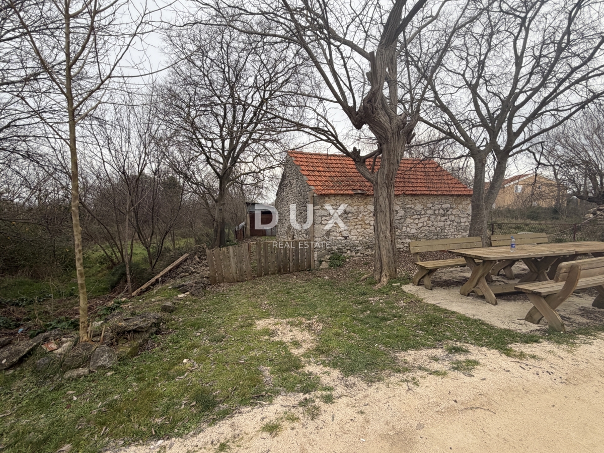 ZARA, ZEMUNIK DONJI - Terreno 2432m²