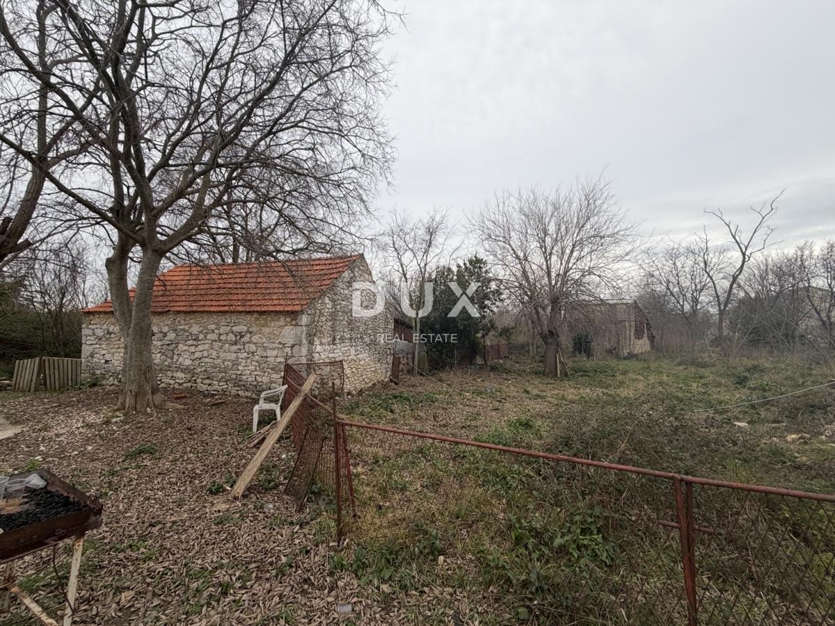 ZARA, ZEMUNIK DONJI - Terreno 2432m²