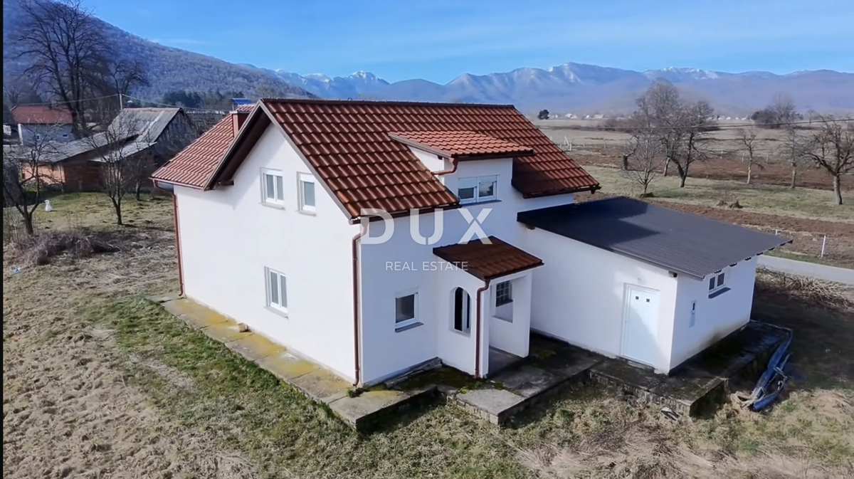 GOSPIĆ - Casa indipendente con ampio giardino e terreno coltivabile