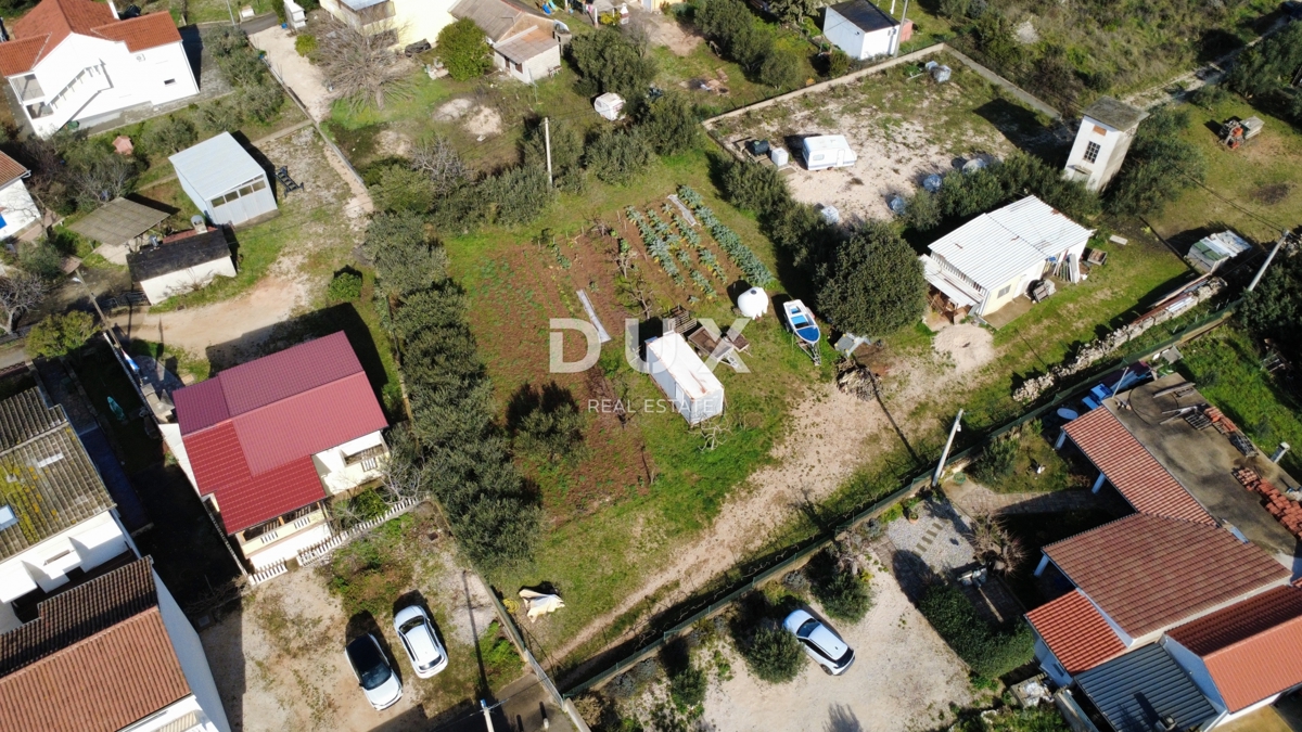 ZADAR, SUKOŠAN – Terreno edificabile a 300 m dal mare