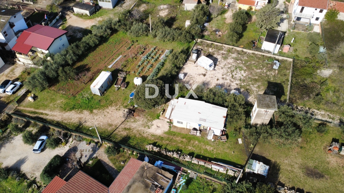 ZADAR, SUKOŠAN – Terreno edificabile a 300 m dal mare
