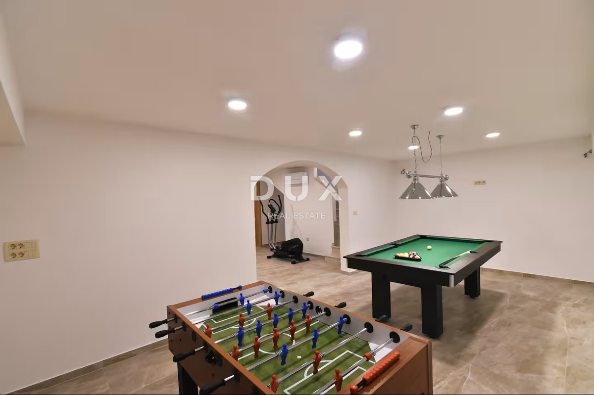 Casa Brzac, Krk, 350m2