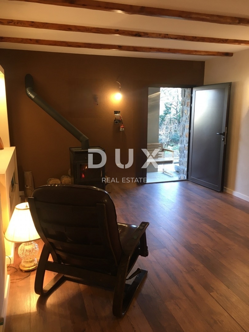 GROBNIK - Casa nel bosco, pace assoluta, aria pulita e perfetto collegamento con mare, montagna e aree picnic, 198 m2