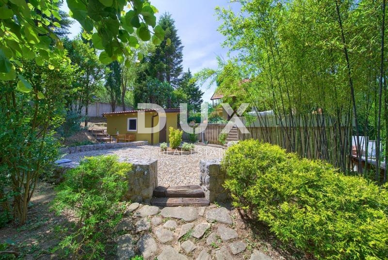 GROBNIK - Casa nel bosco, pace assoluta, aria pulita e perfetto collegamento con mare, montagna e aree picnic, 198 m2