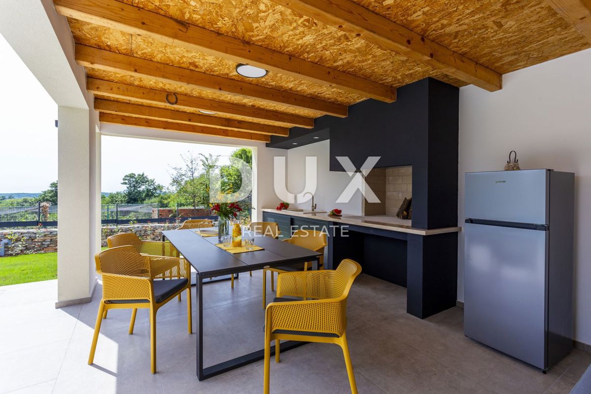 ISTRIA, SVETVINČENAT - Bellissima villa moderna