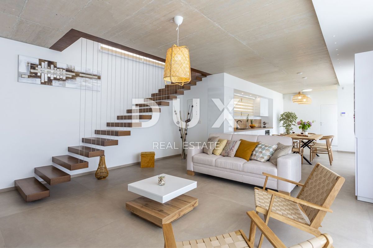 ISTRIA, SVETVINČENAT - Bellissima villa moderna