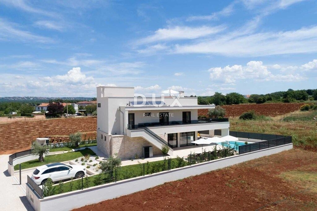 ISTRIA, PARENZO - Casa moderna di lusso con piscina e terrazza sul tetto con vista mare