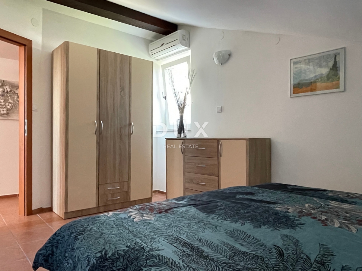 IKA, OPRIĆ – moderno appartamento con due camere da letto, terrazza e vista mare