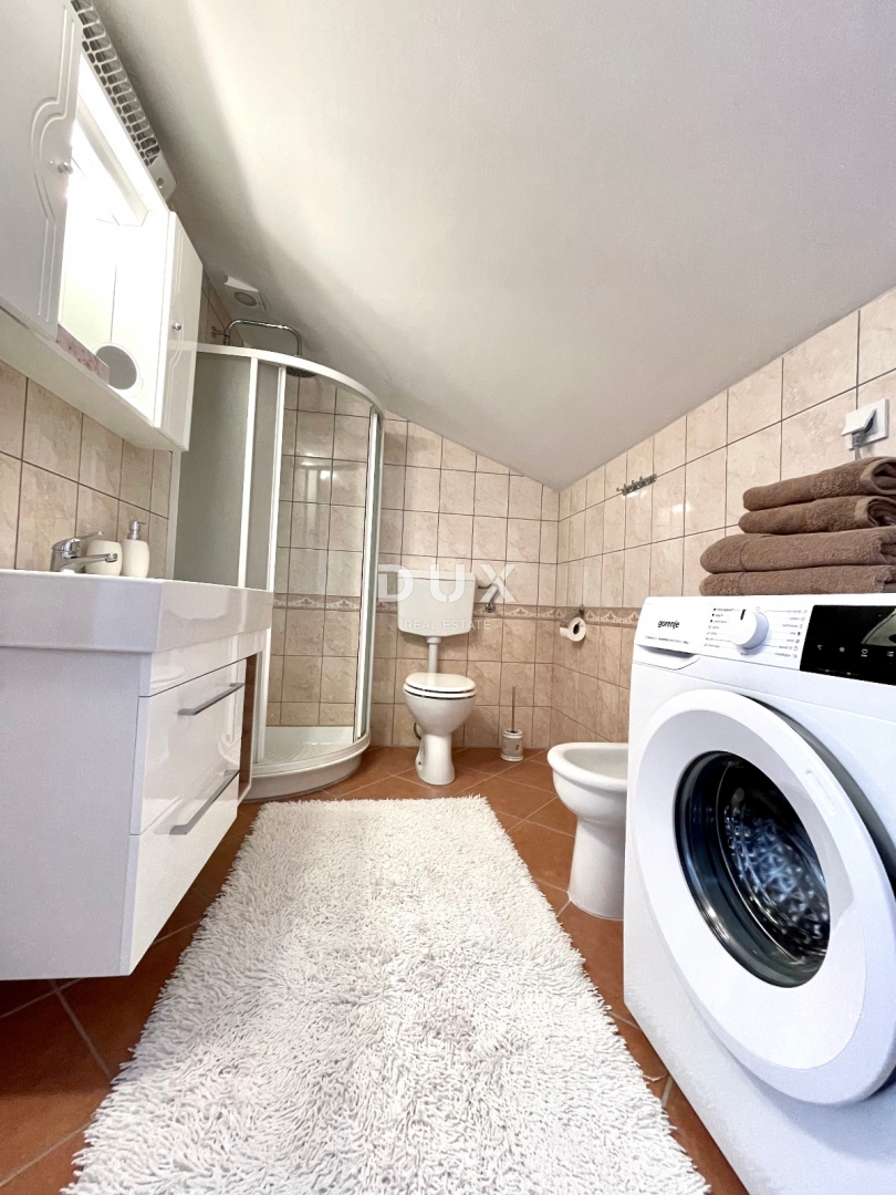 IKA, OPRIĆ – moderno appartamento con due camere da letto, terrazza e vista mare