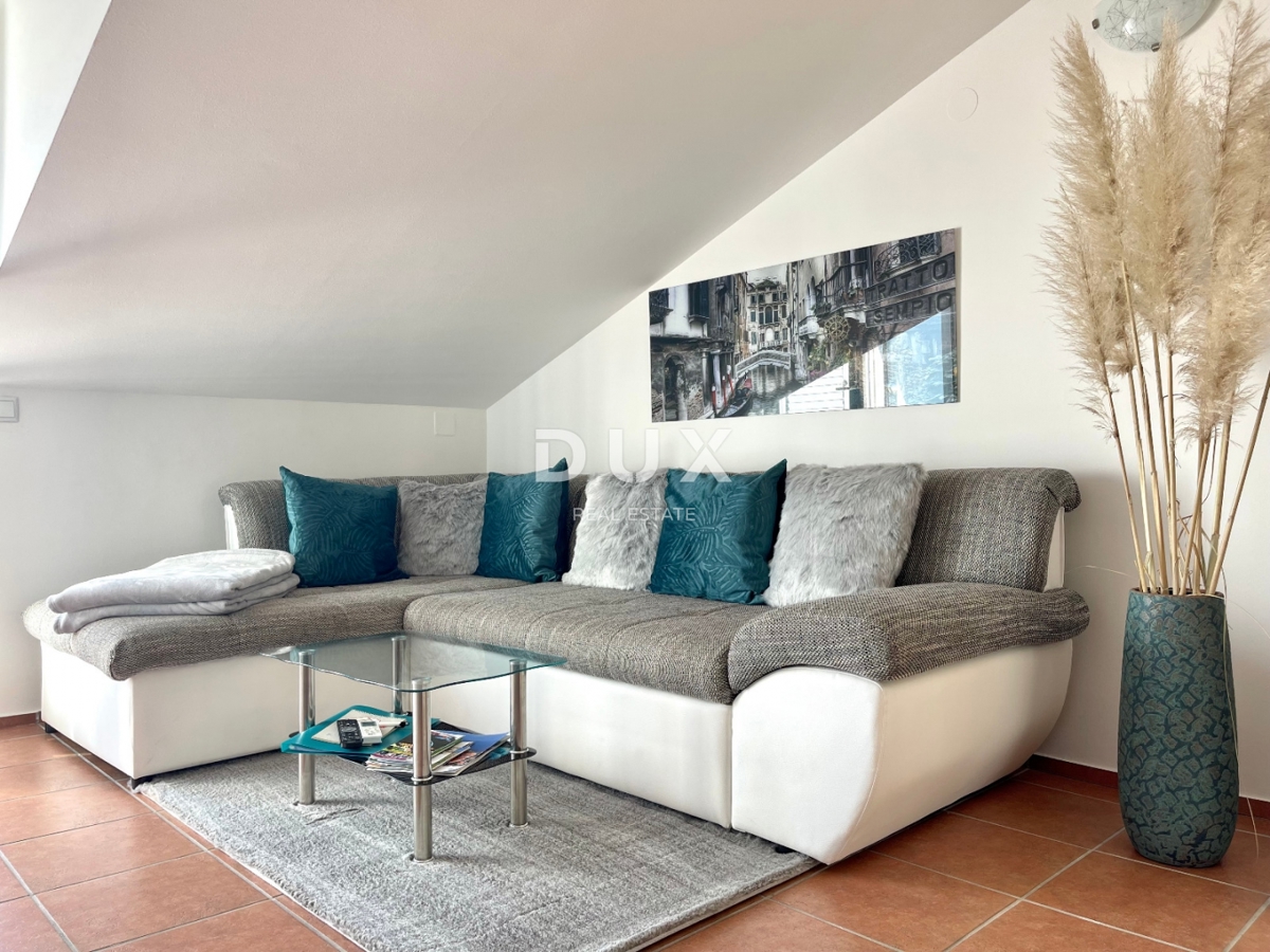 IKA, OPRIĆ – moderno appartamento con due camere da letto, terrazza e vista mare