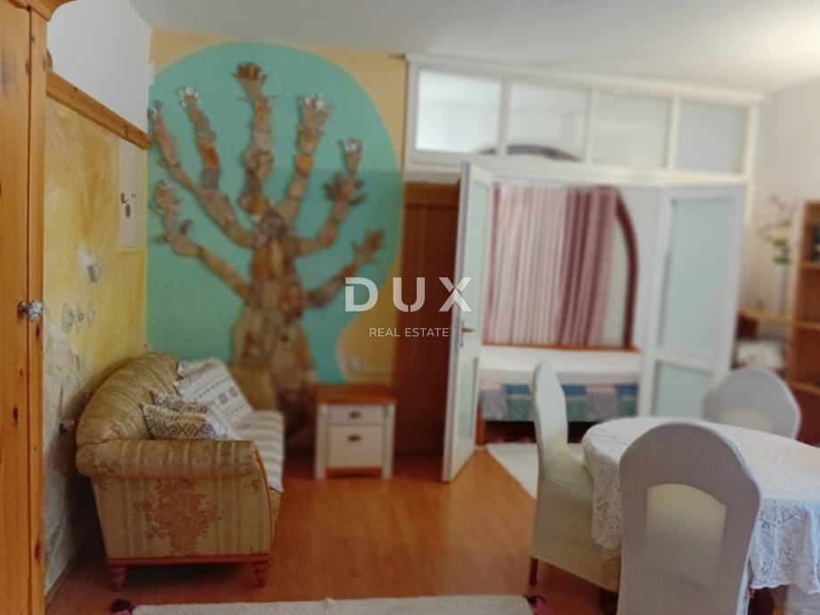 ISOLA DI KRK, MALINSKA - appartamento al piano terra di 41,21 m2, vicino al mare e al centro