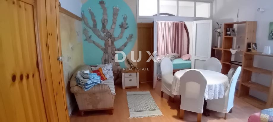 ISOLA DI KRK, MALINSKA - appartamento al piano terra di 41,21 m2, vicino al mare e al centro