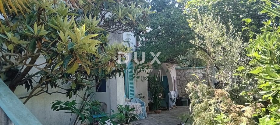 ISOLA DI KRK, MALINSKA - appartamento al piano terra di 41,21 m2, vicino al mare e al centro